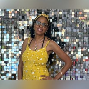 Poppin in W $5/up Spring /Fall Ladies Apparel Sale w Bundles. + Lululemon & More